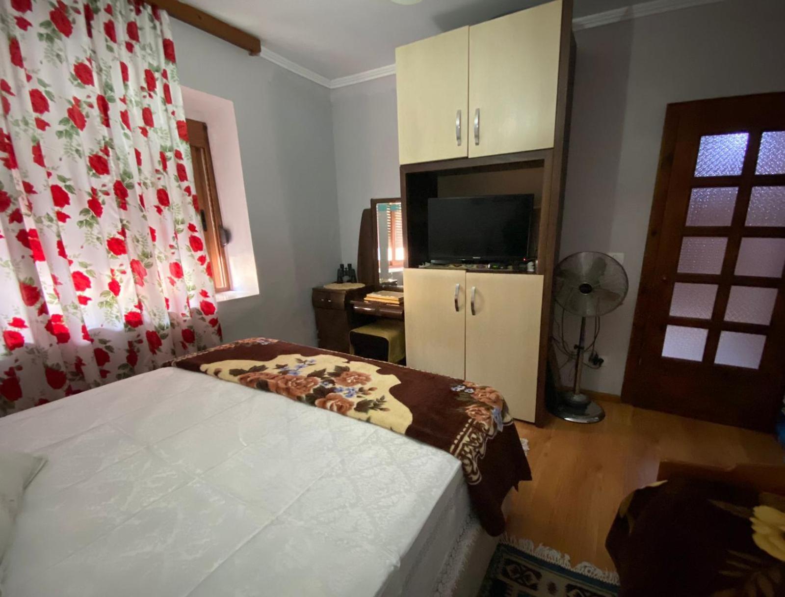 Kruja Shared Apartment Exterior photo